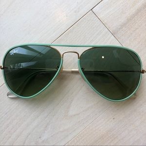 Green Ray Ban aviators